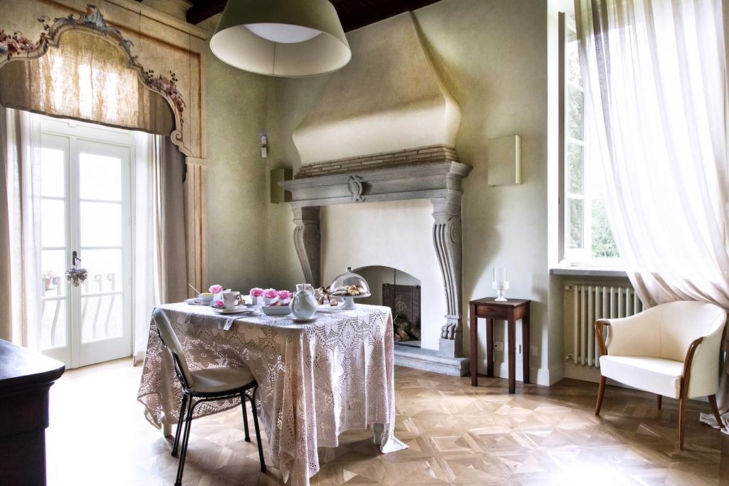 B&B Dimora Delle Donnole Bergamo Alta Quarto foto